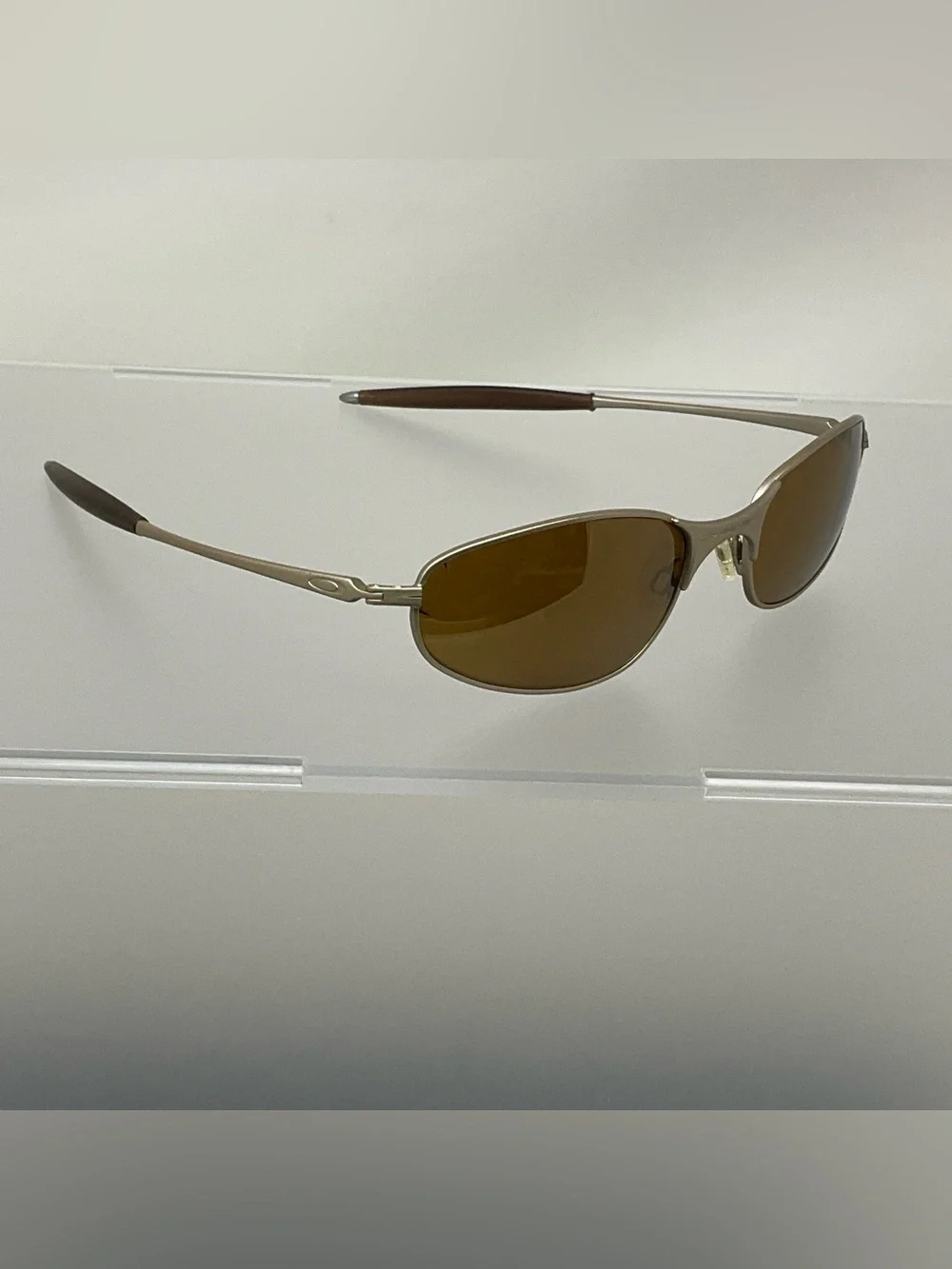 Vintage Oakley A-Wire 2.0 Platinum scratched cracked Lenses frame only